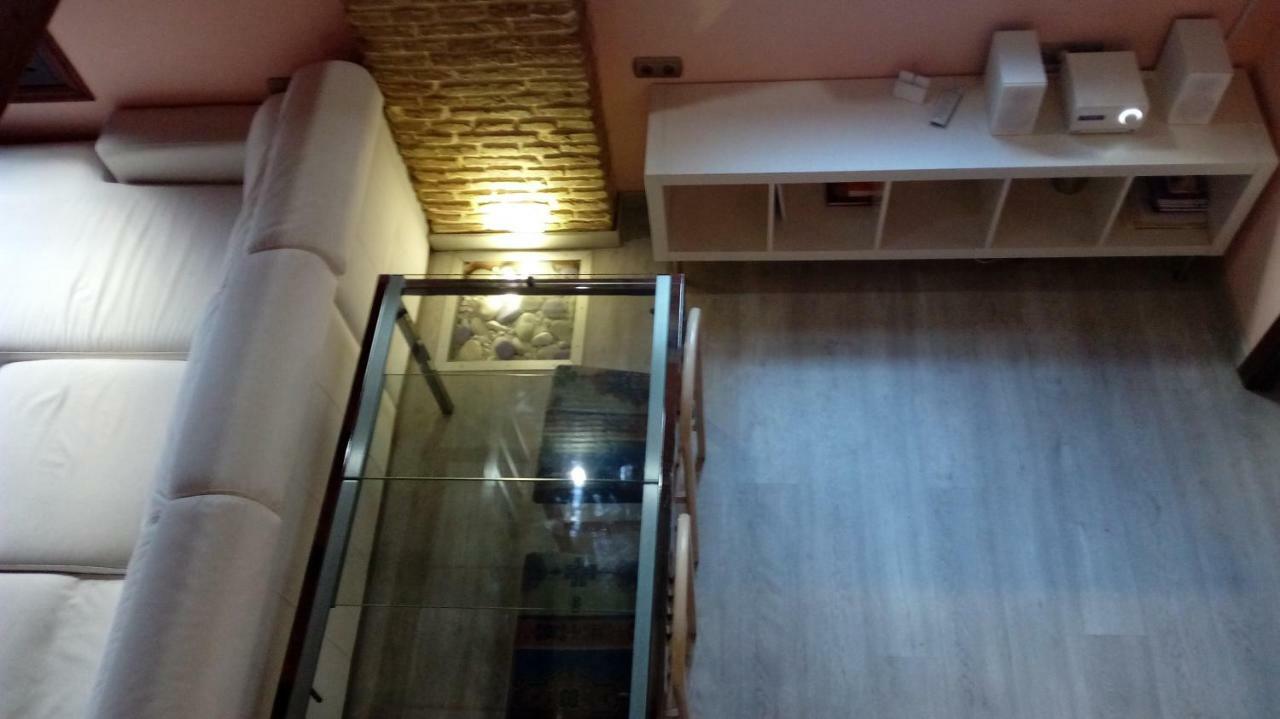 Cosy Double Room + Private Bathroom Sevilla Center Экстерьер фото